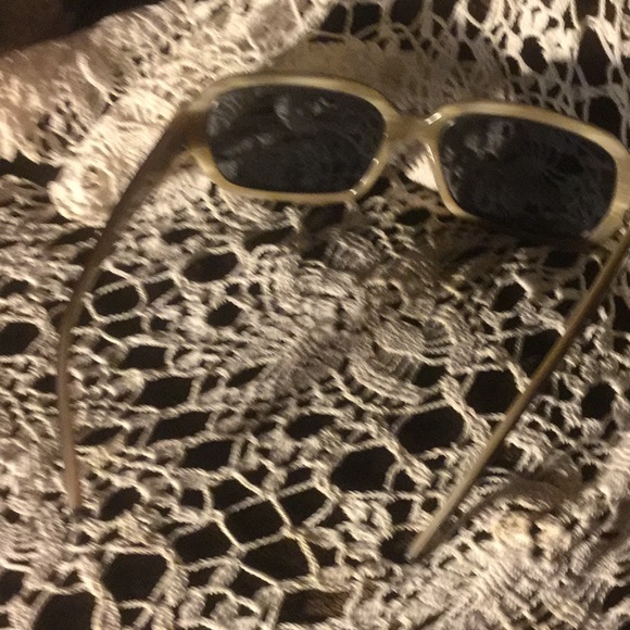 Adrienne Vittadini prescription sunglass e… main image 4